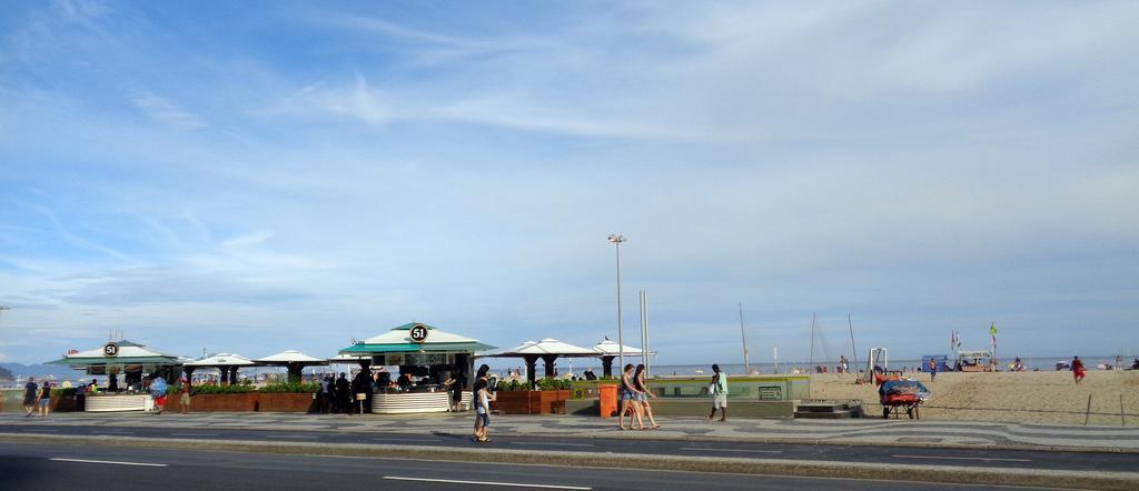 Lindo E Barato, Av Copacabana 479/301 リオデジャネイロ エクステリア 写真